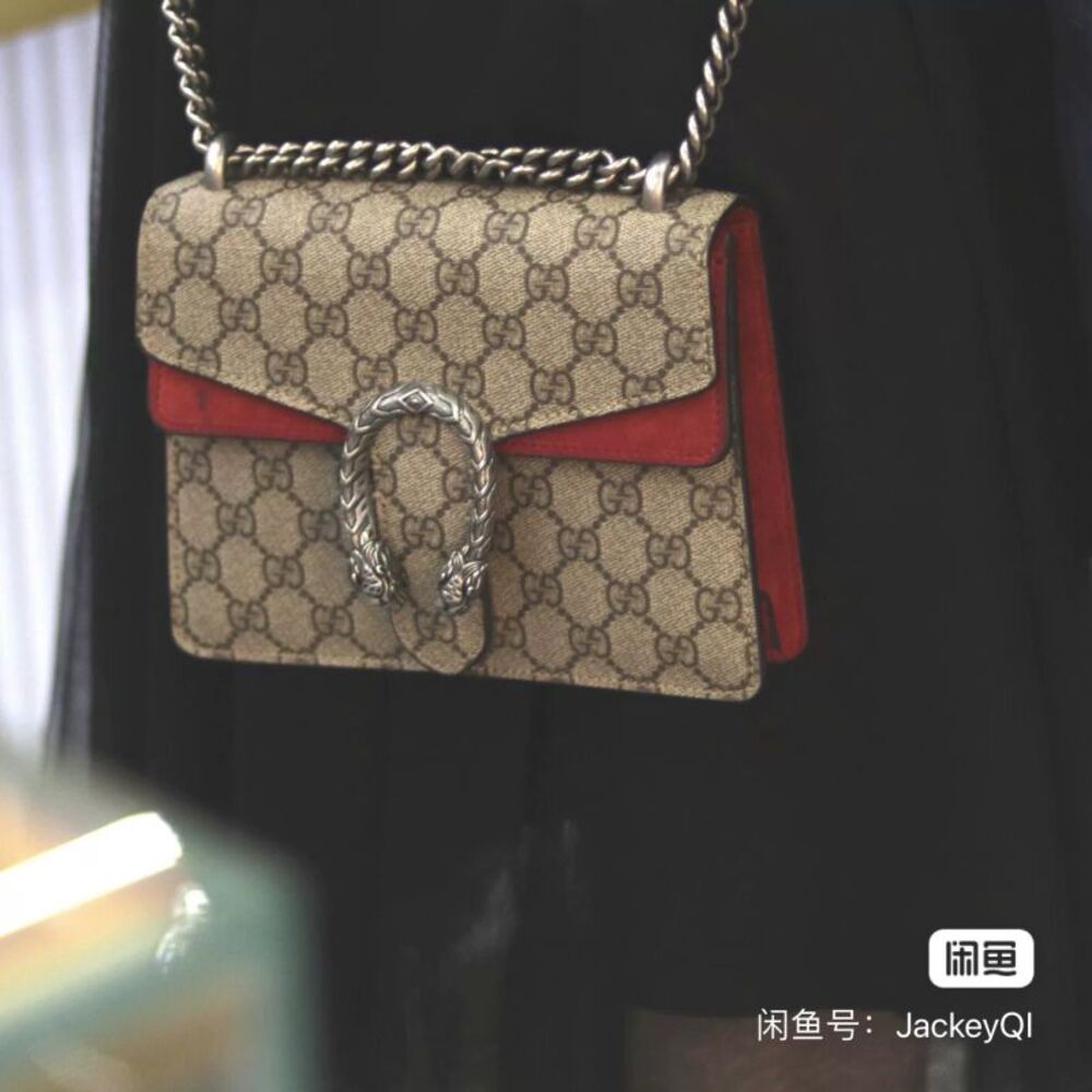 Gucci Women Pre-Loved Bag Very Good Condition